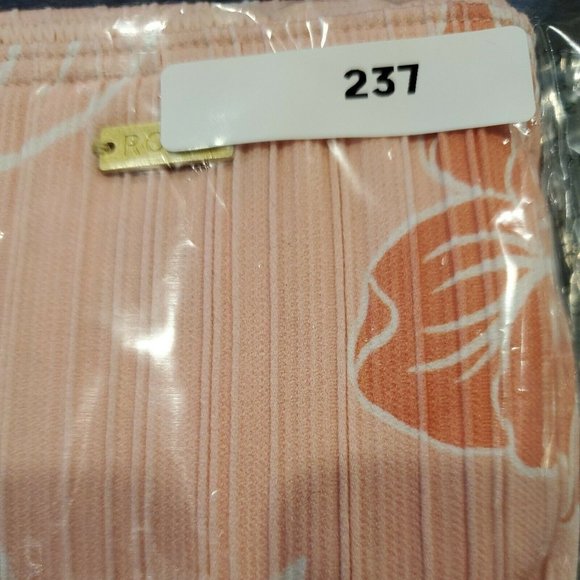 Pink Bikini - Picture 9 of 9